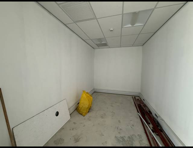 809M² OFFICE TO LET IN ROSEBANK